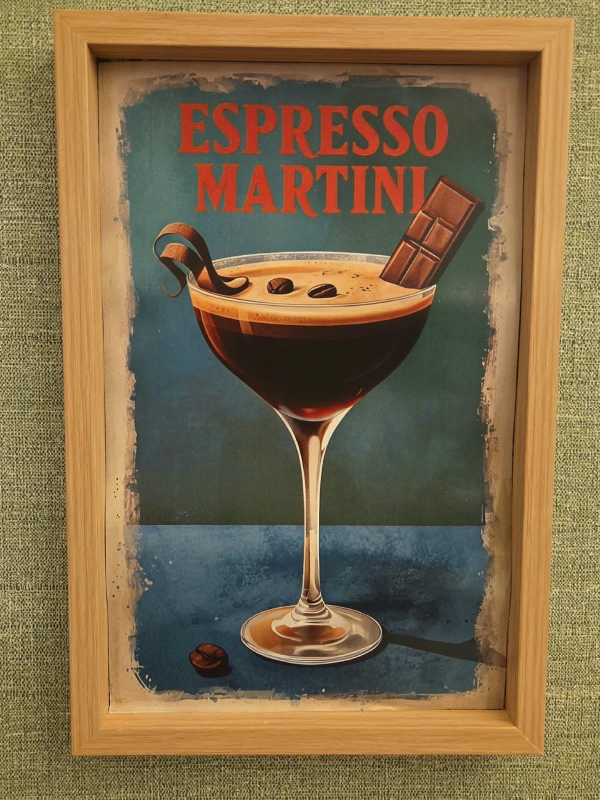Quadro do Espresso Martini na parede do Forneatto